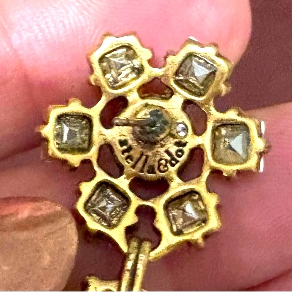 Stella and Dot Melanie Chandelier convertible Earrings
Green/cream 3” - Picture 5 of 5